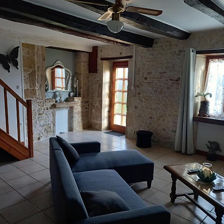 Le Papillon Villa Savigne Kültér fotó
