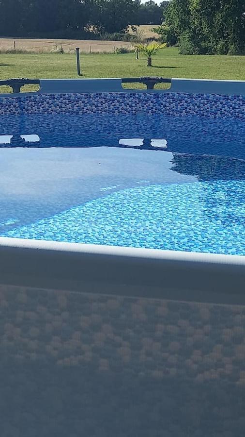 Le Papillon Villa Savigne Kültér fotó